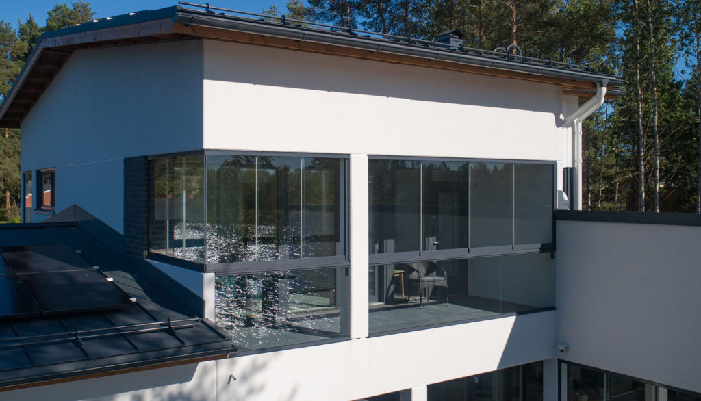 Alutec balcony glazing fits almost every balcony