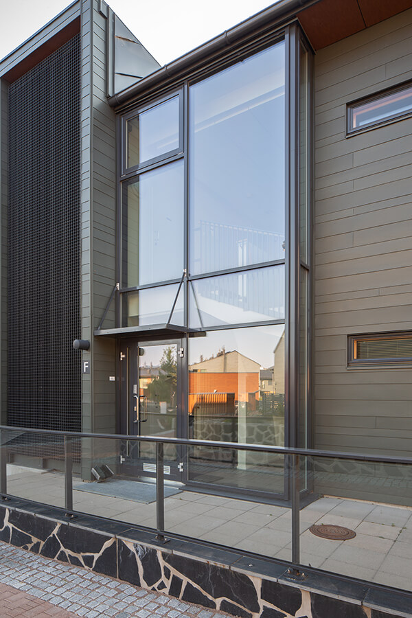 Alutec Emma glass-aluminium balustrade